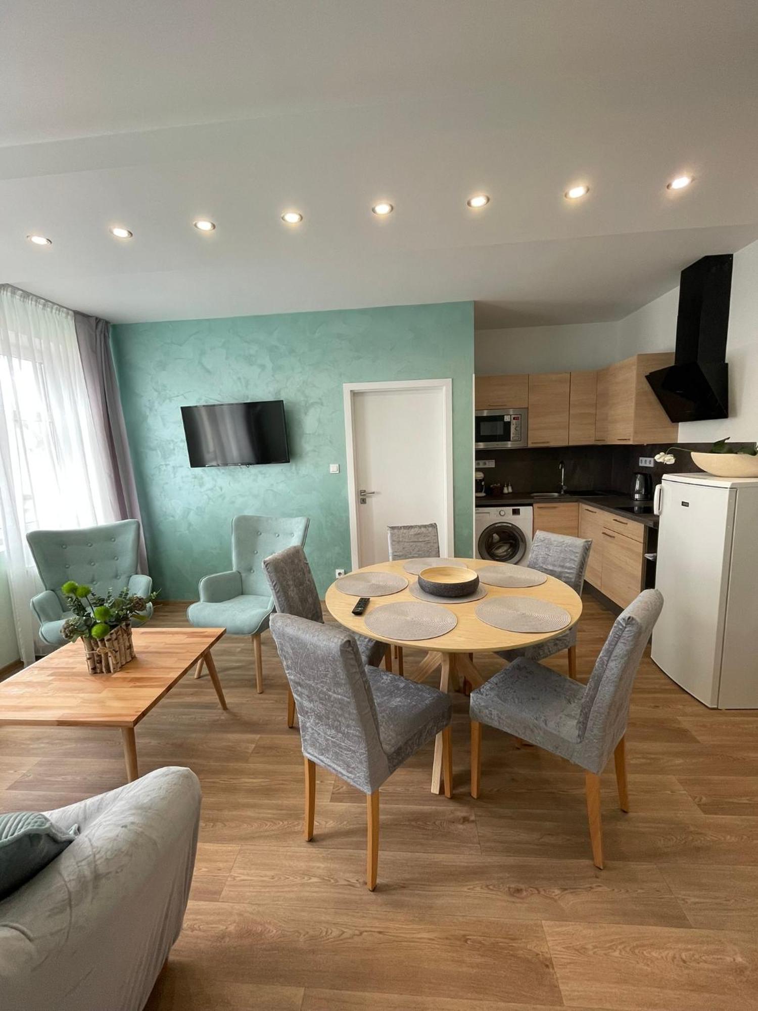 Apartmany Jasmin Liberec Exterior photo